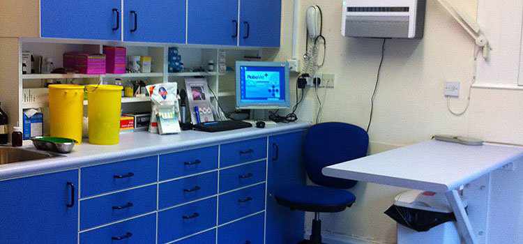 Fitted veterinary furniture for Blue Cross